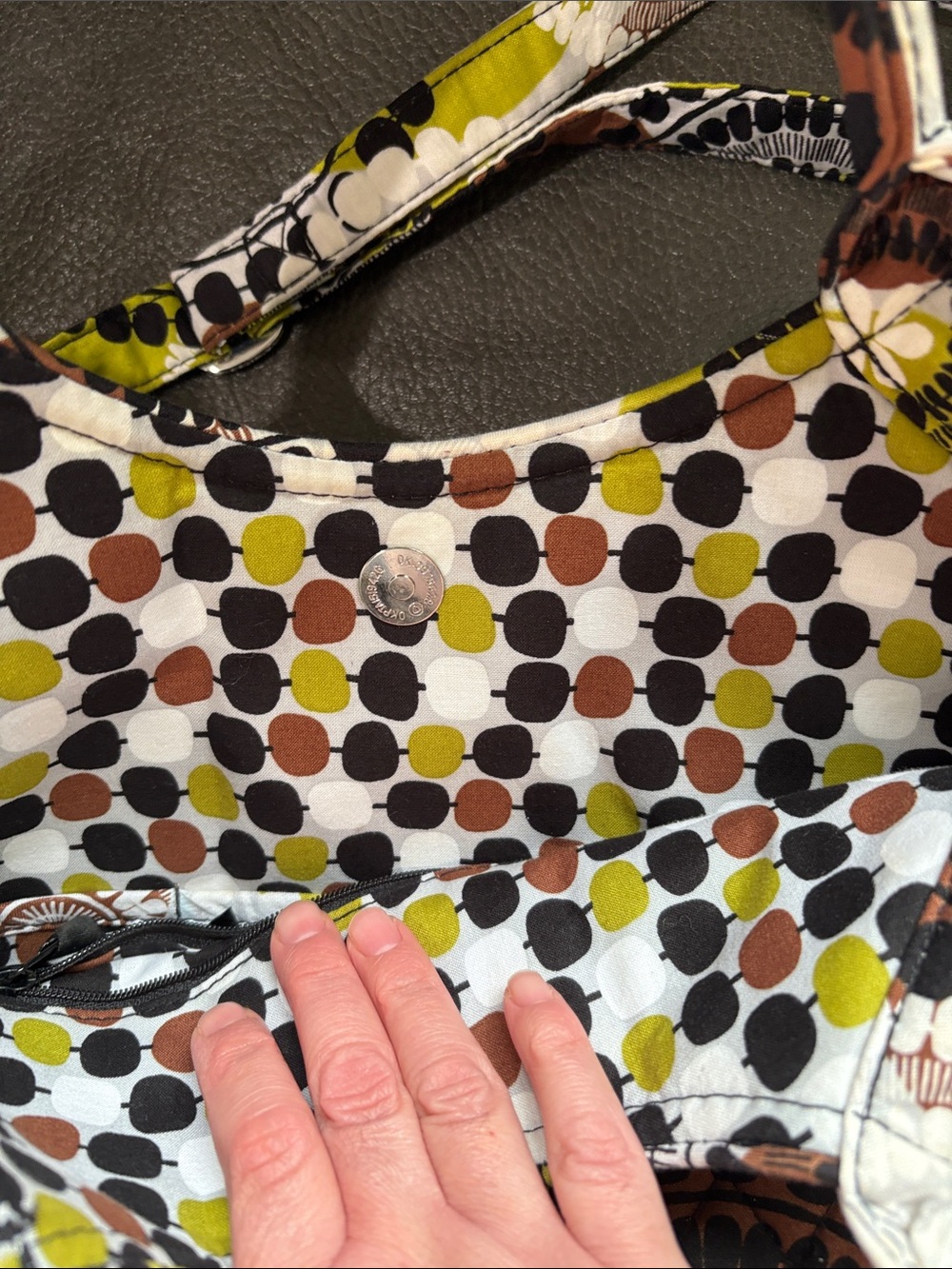 Vera Bradley crossbody bag in brown, black and olive floral - Picture 7 of 10